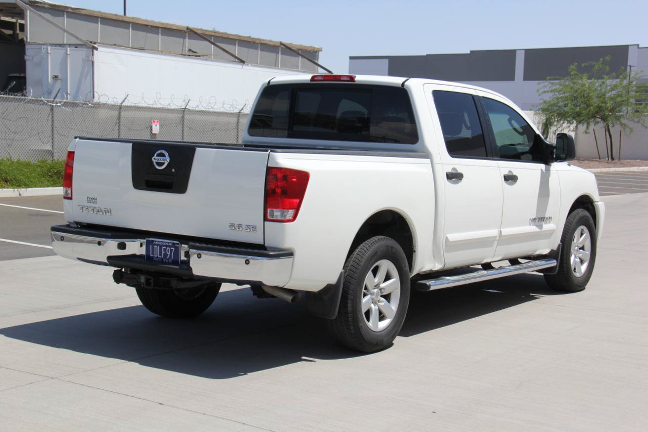 Used 2008 Nissan Titan SE AWD/4WD image 5