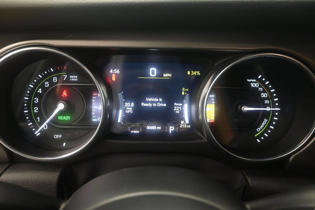 Used 2023 Jeep Wrangler Unlimited w/ Cold Weather Group AWD/4WD image 18