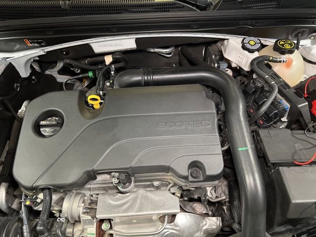 Used 2024 Chevrolet Malibu LT image 17