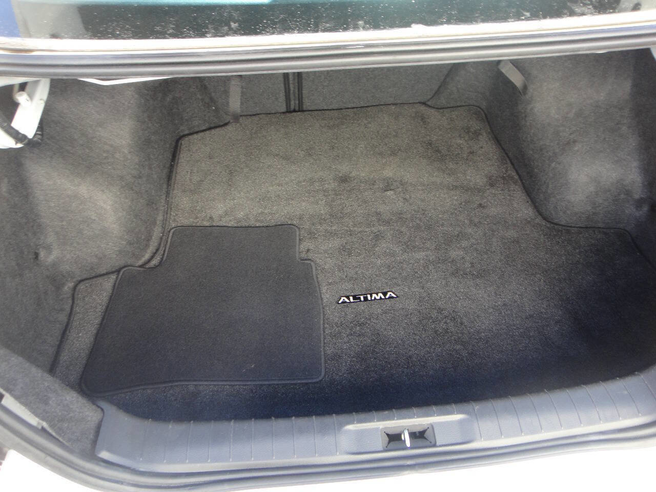 Used 2018 Nissan Altima 2.5 S w/ S Convenience Package image 11