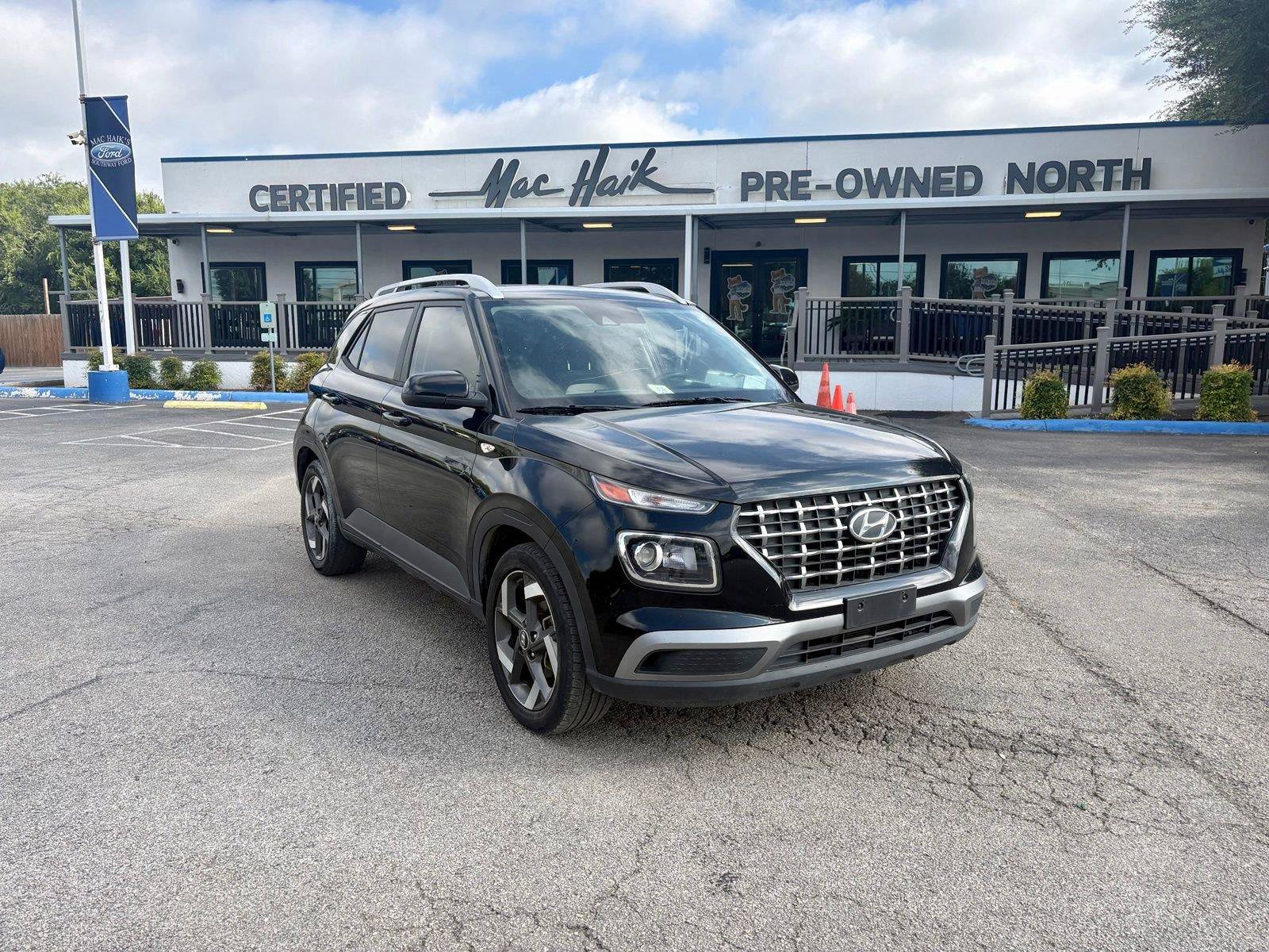 Used 2021 Hyundai Venue SEL