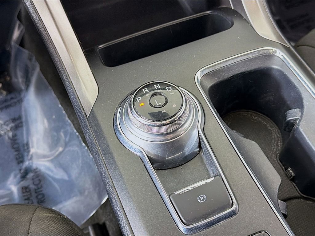 Used 2020 Ford Fusion SE image 31