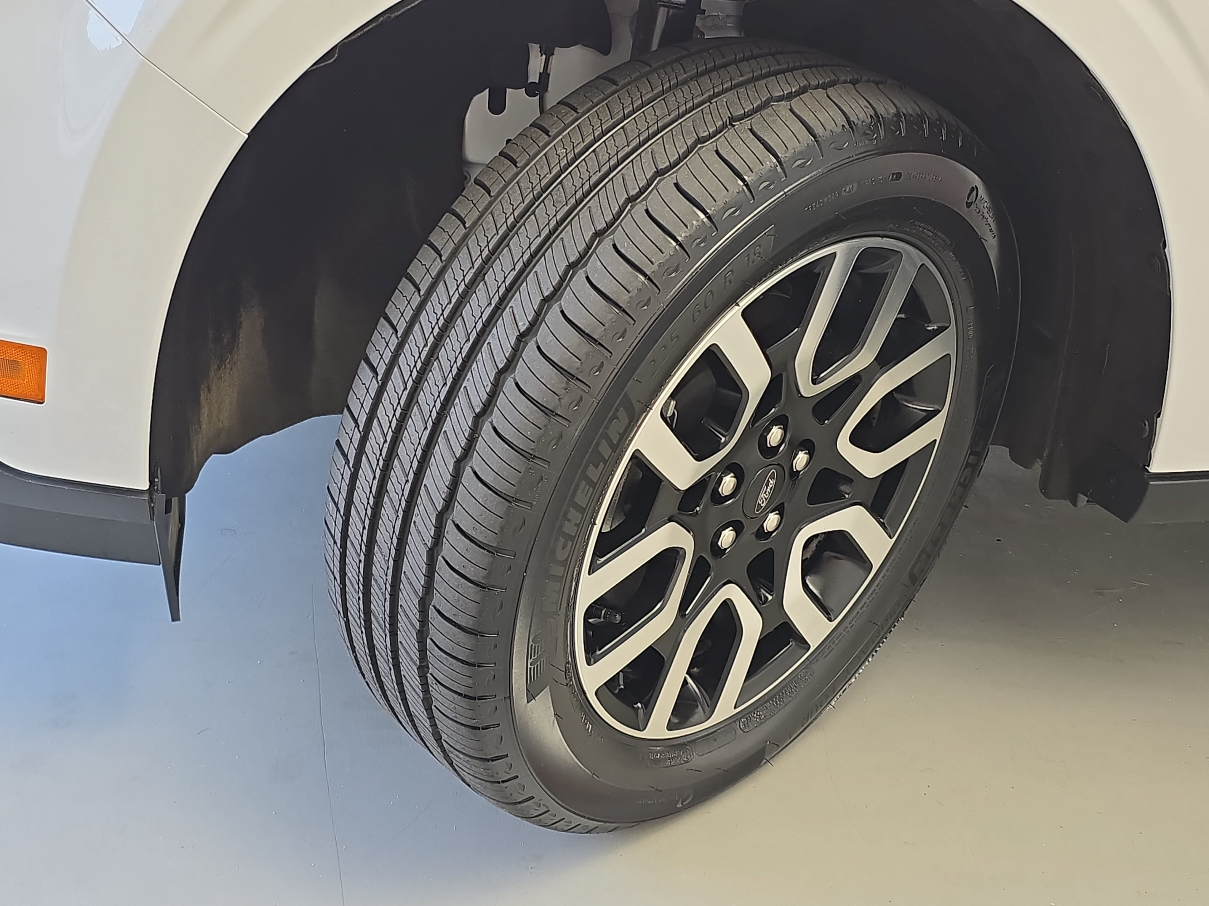 Used 2024 Ford Maverick Lariat FWD image 31