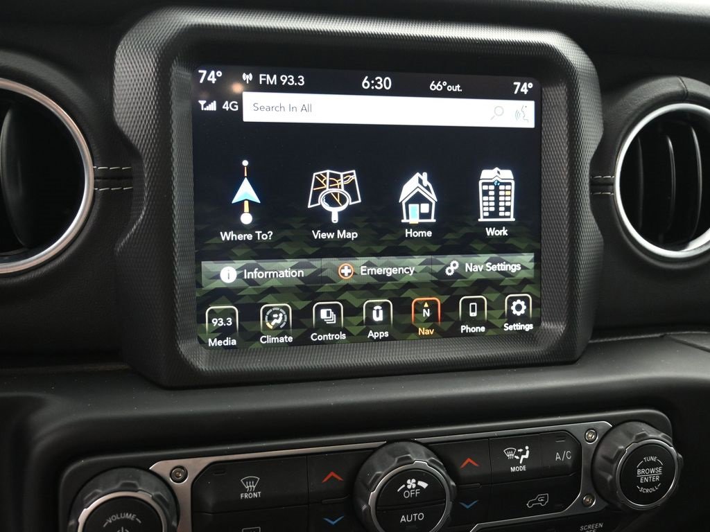 Used 2023 Jeep Wrangler Unlimited Sahara image 21