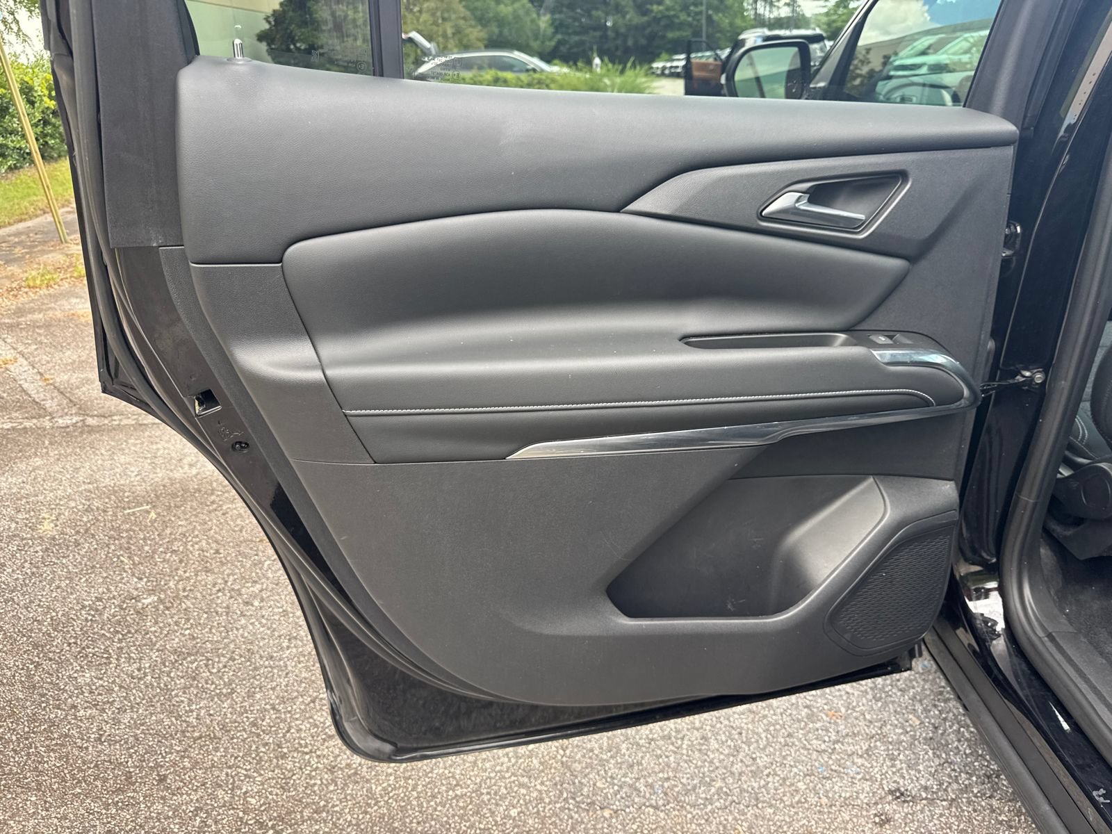 Used 2024 Chevrolet Traverse LS FWD image 22