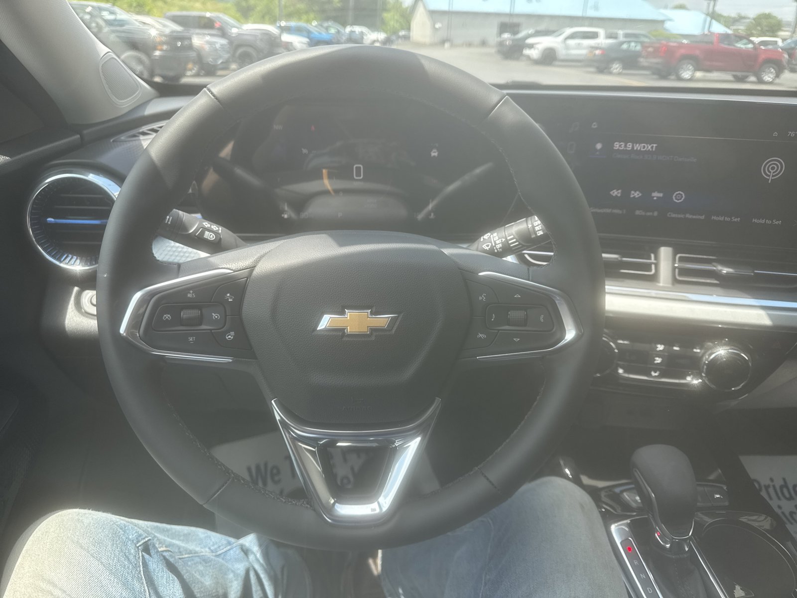 New 2026 Chevrolet Trax LT w/ LT Convenience Package FWD image 10