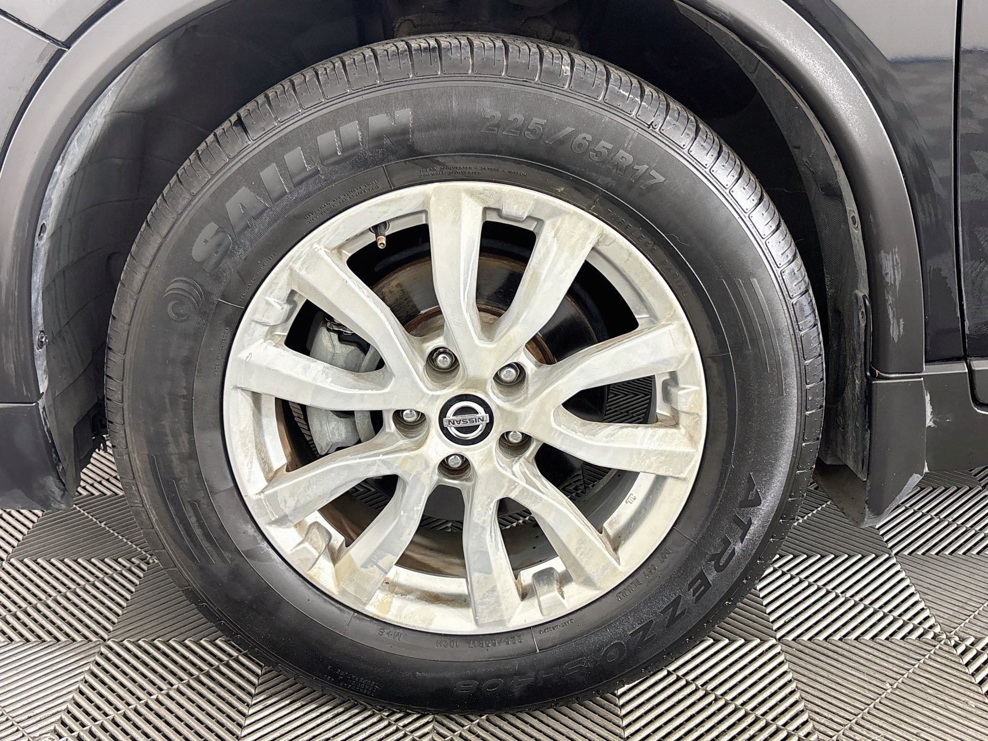 Used 2019 Nissan Rogue S w/ Special Edition Package FWD image 61