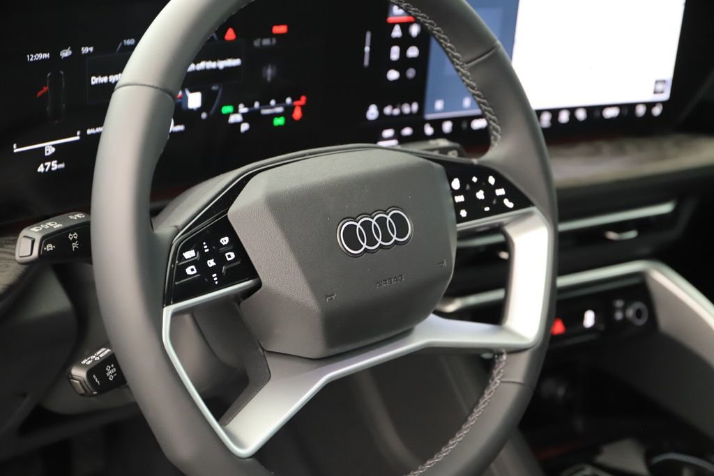 New 2025 Audi Q5 Premium Plus image 16