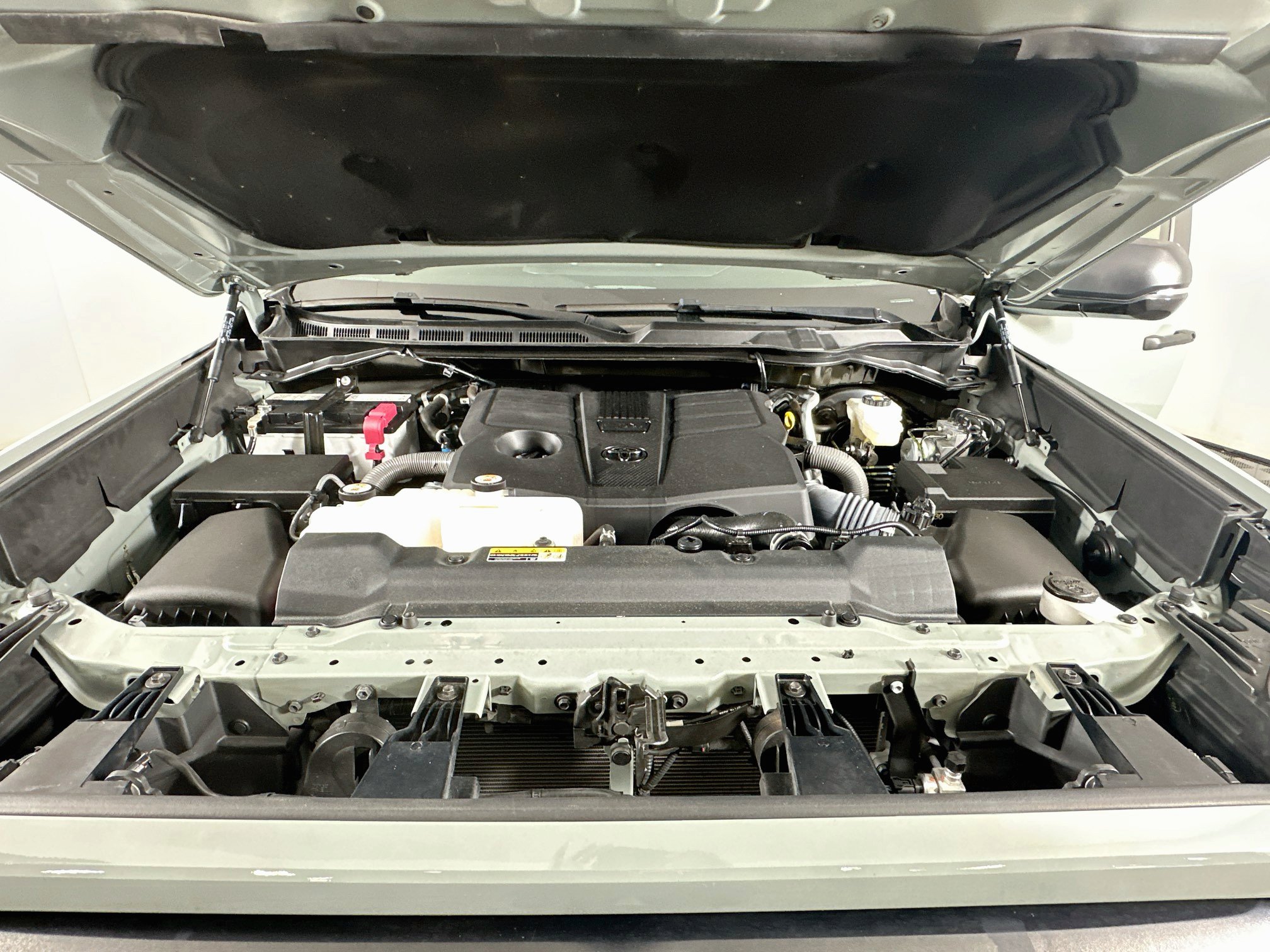 Used 2024 Toyota Tundra SR5 w/ SR5 Convenience Package RWD image 31