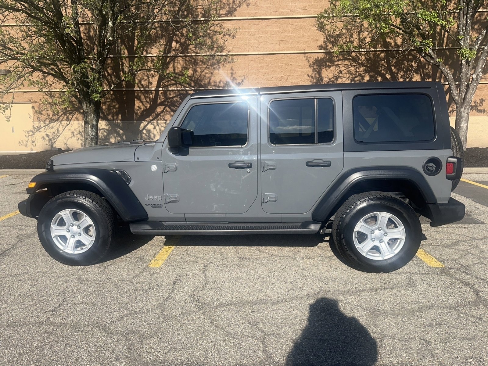 Used 2018 Jeep Wrangler Unlimited Sport S image 6