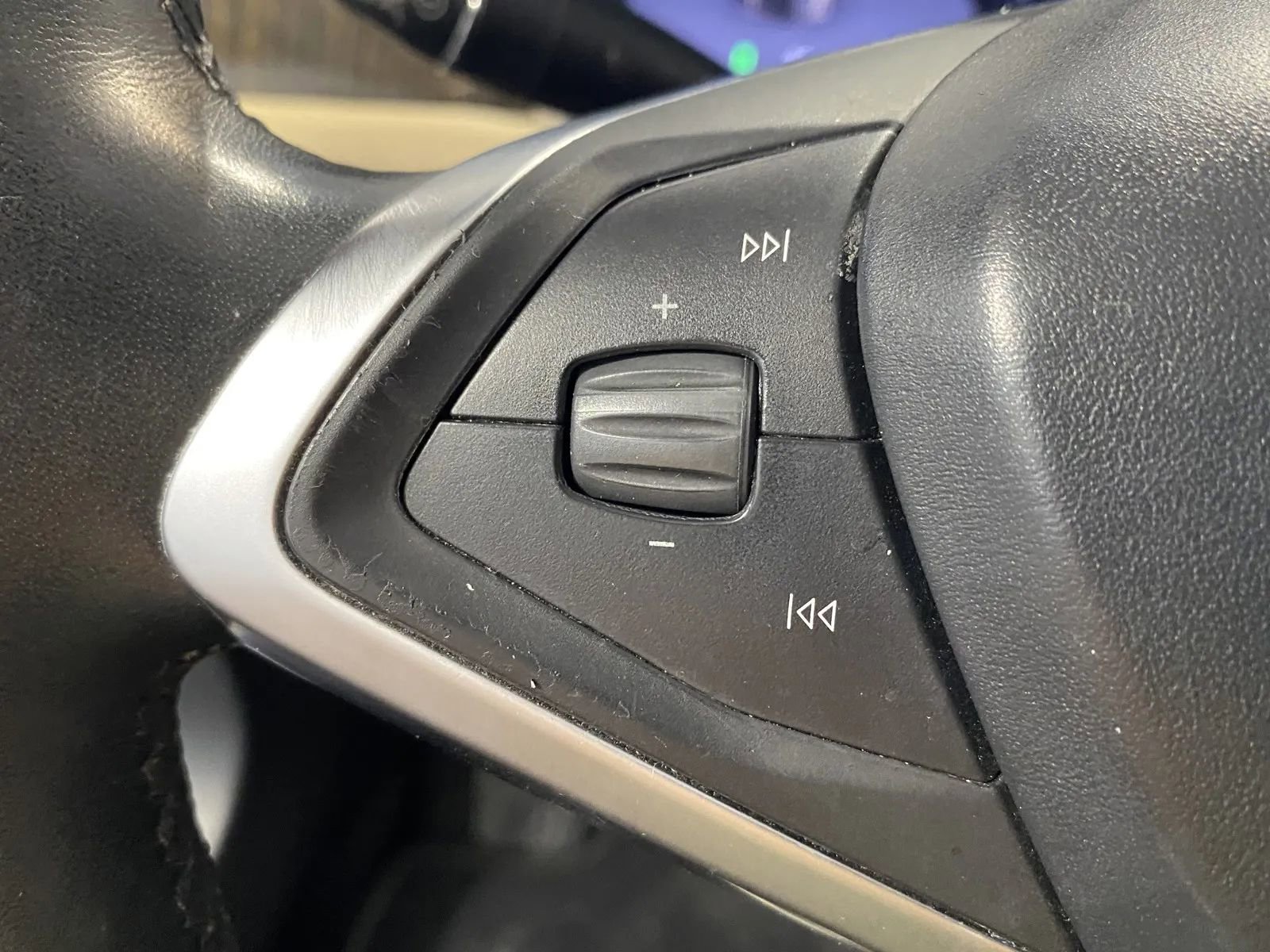 Used 2013 Tesla Model S 85 image 17