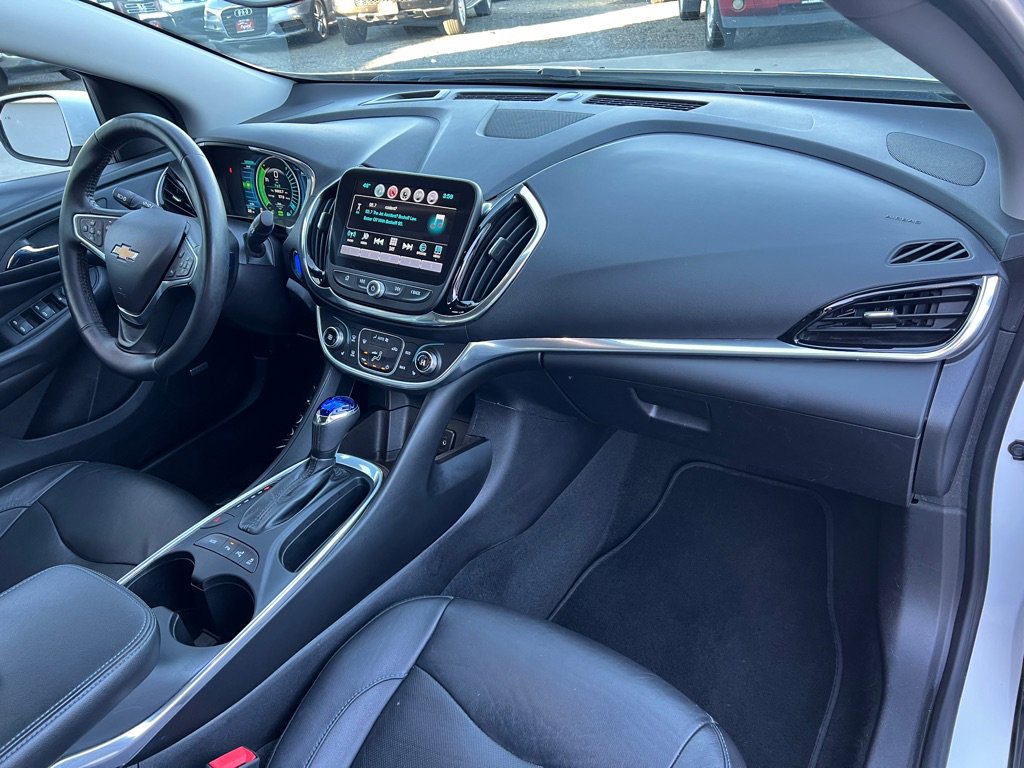 Used 2017 Chevrolet Volt Premier w/ Driver Confidence II Package image 19
