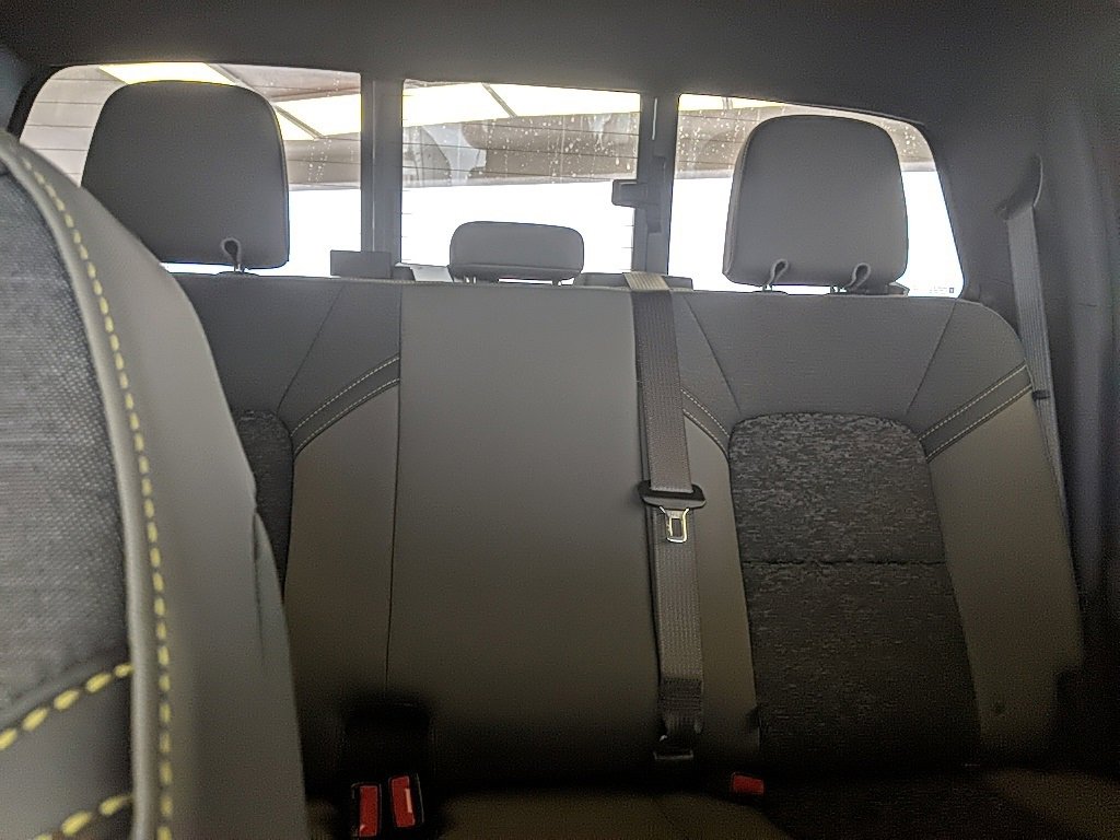 Used 2024 Chevrolet Colorado ZR2 w/ Safety Package image 28