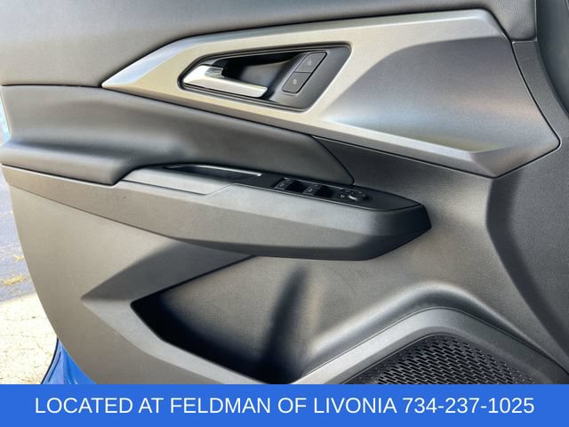Certified 2025 Chevrolet Equinox EV LT w/ Comfort Package FWD image 21