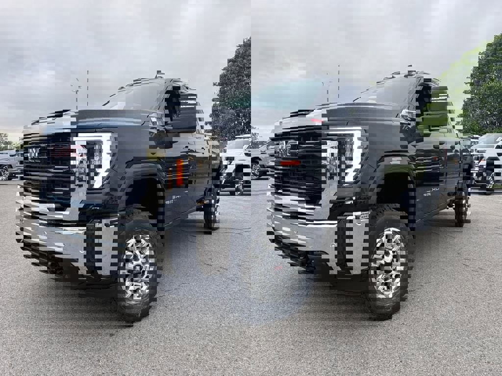 New 2026 GMC Sierra 2500 Pro image 1