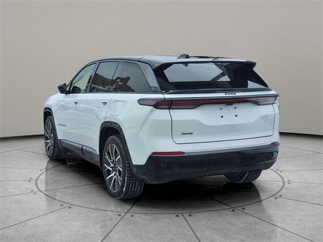 Used 2025 Jeep Wagoneer S Limited image 10