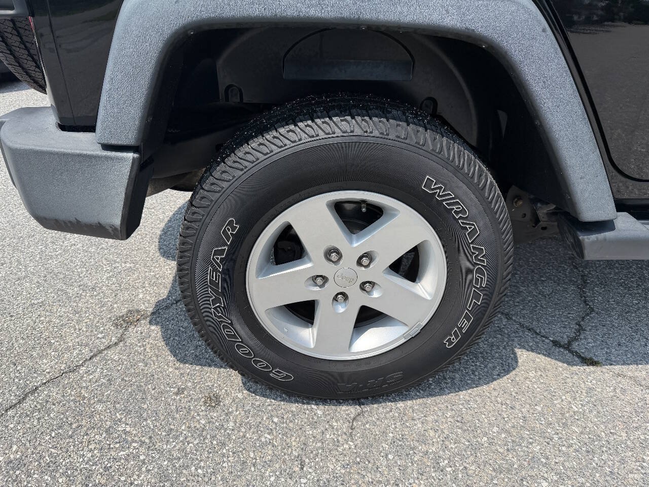 Used 2016 Jeep Wrangler Unlimited Sport w/ Quick Order Package 23S AWD/4WD image 26