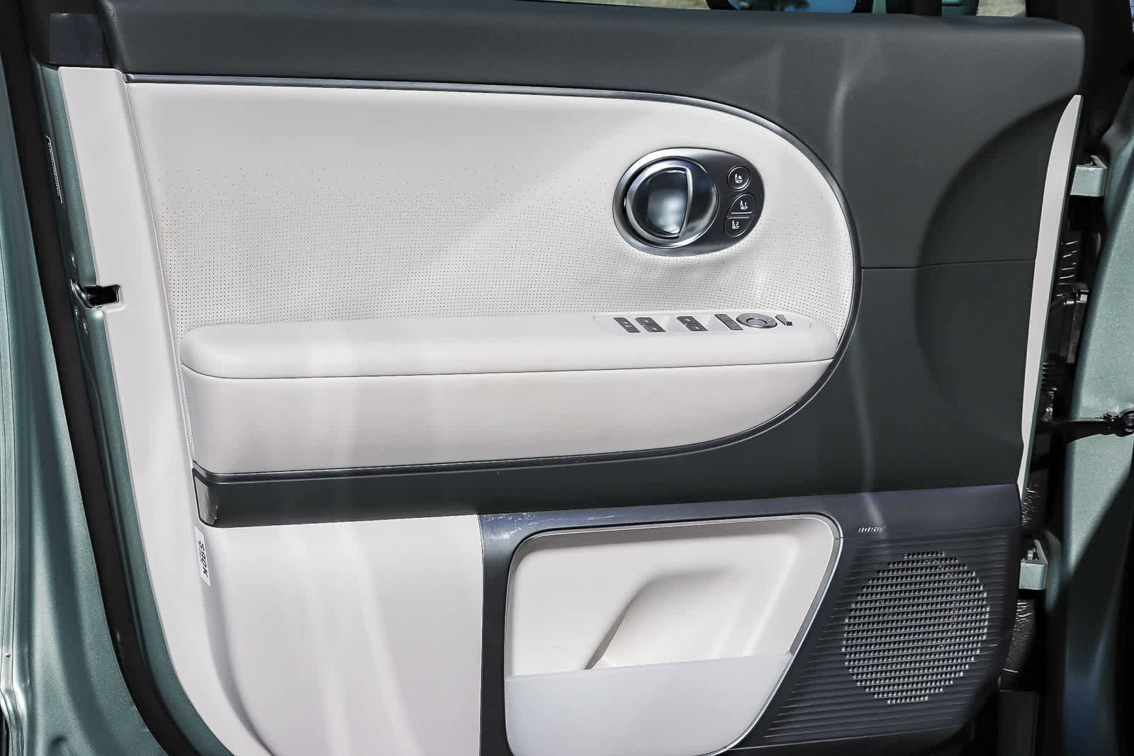 New 2026 Hyundai Ioniq 9 Calligraphy image 25