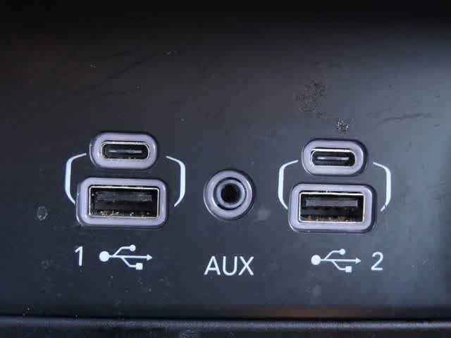 Used 2023 Jeep Grand Cherokee L Limited AWD/4WD image 40