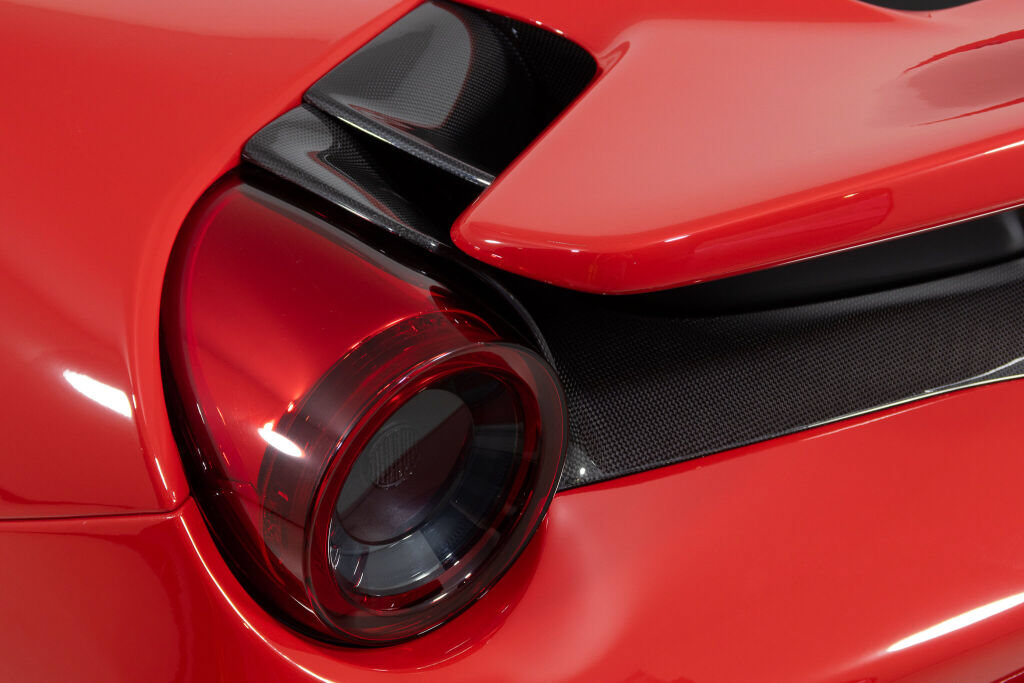 Used 2020 Ferrari 488 Pista Coupe RWD image 21