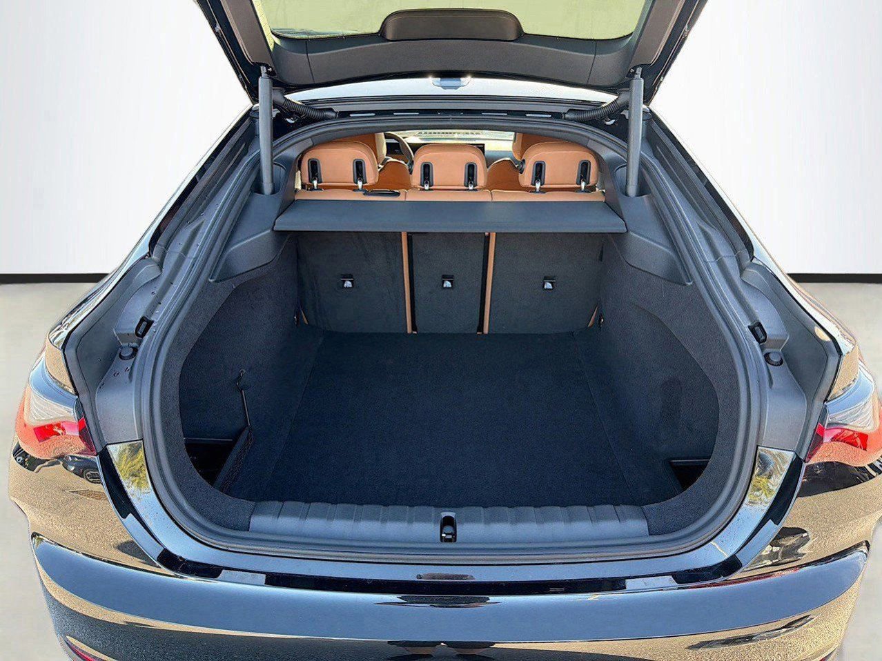 New 2026 BMW 430i w/ Premium Package image 12