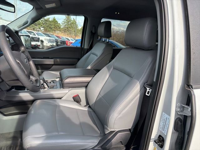 Used 2024 Ford F150 Lightning Pro w/ Tow Technology Package image 18