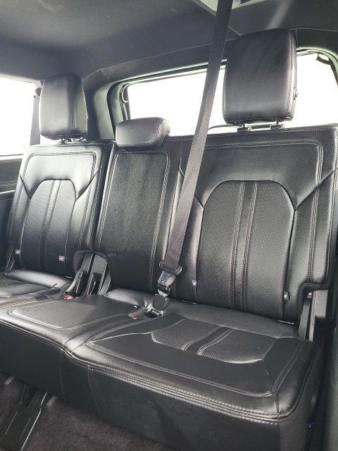 Used 2021 Ford Expedition Max Limited AWD/4WD image 15