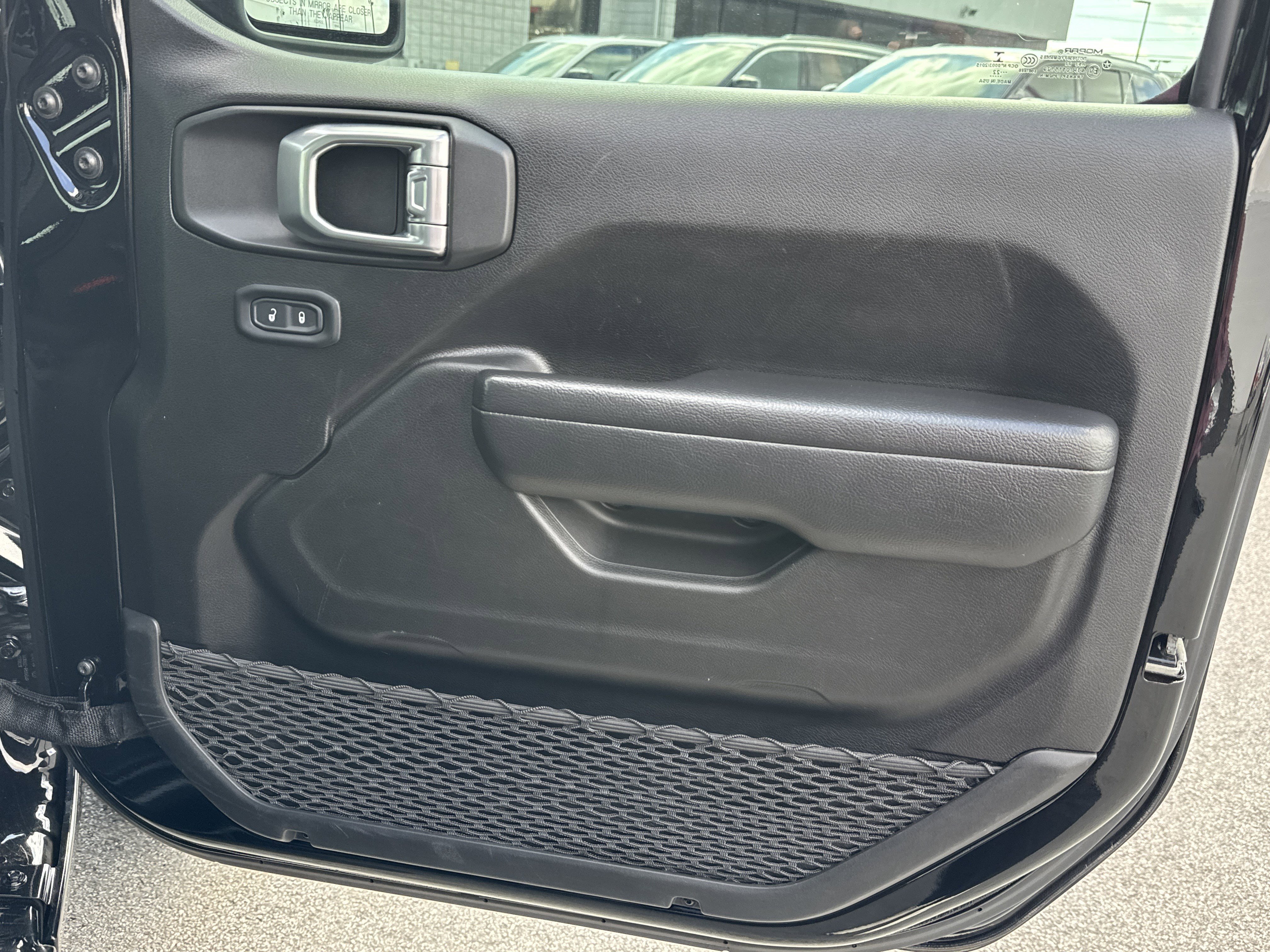 Used 2022 Jeep Wrangler Sport S image 17