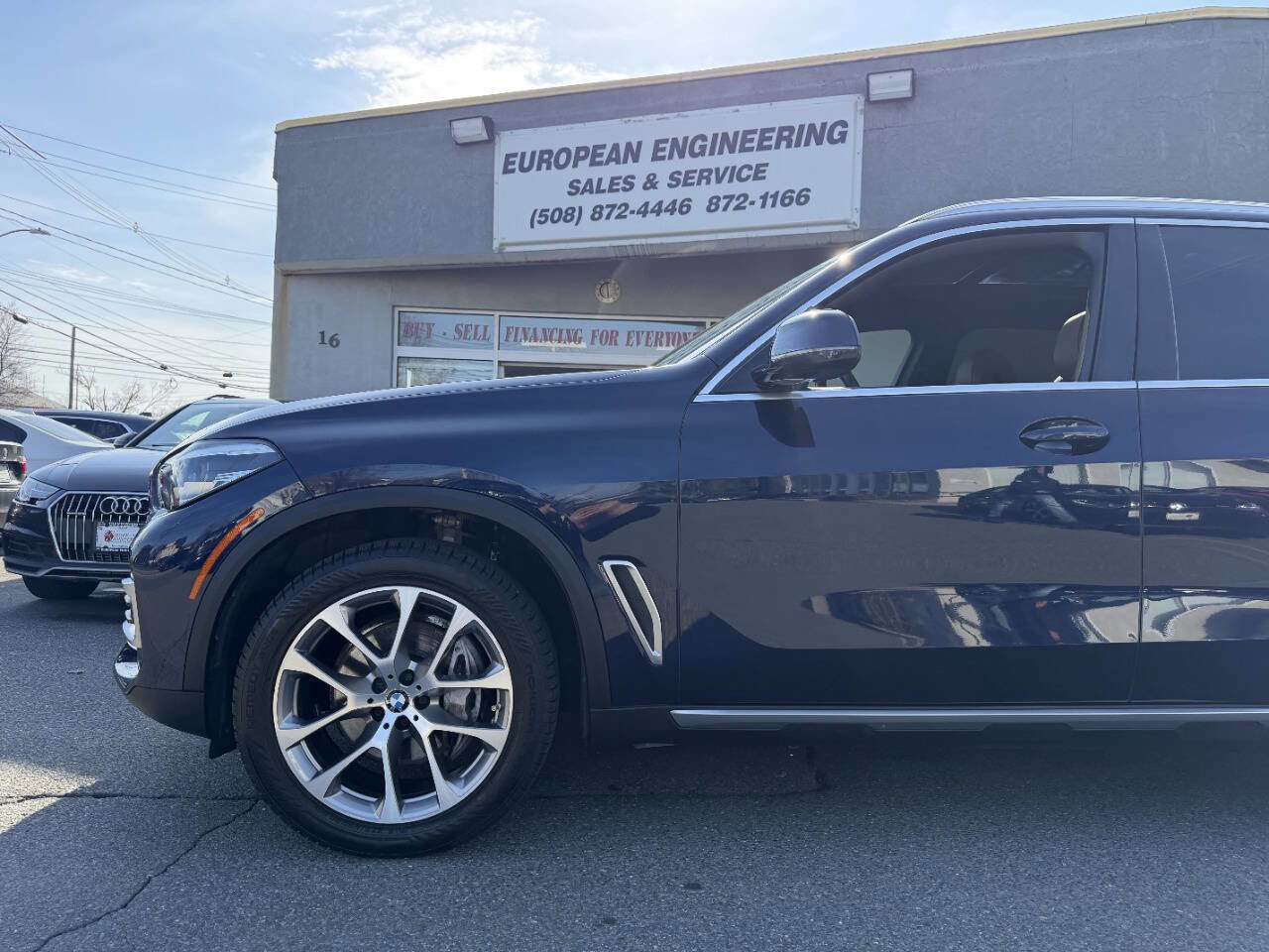 Used 2020 BMW X5 xDrive40i w/ Premium Package image 11