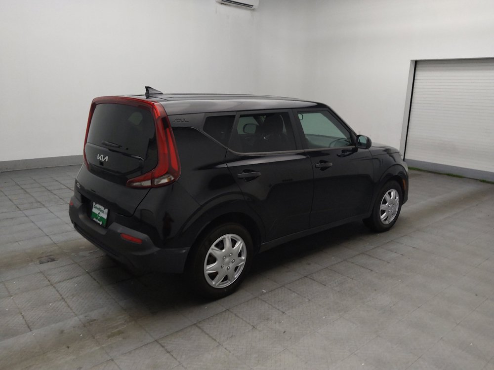 Used 2022 Kia Soul LX FWD image 10