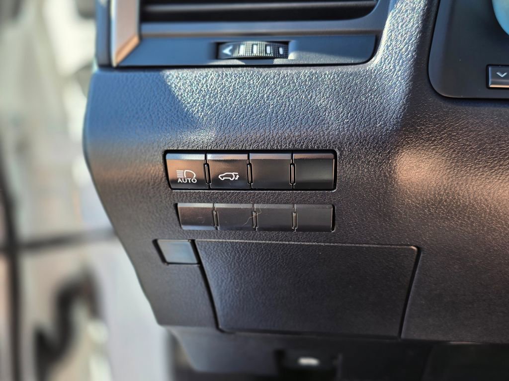 Used 2017 Lexus RX 350 FWD w/ Accessory Package image 40