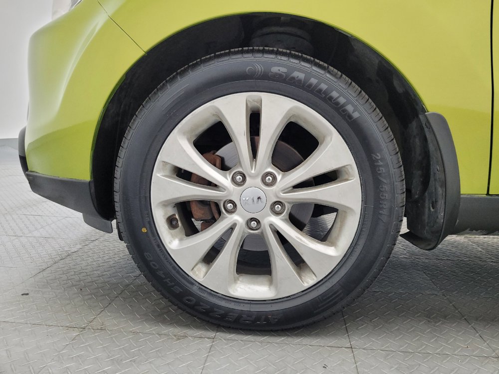 Used 2016 Kia Soul + FWD image 31