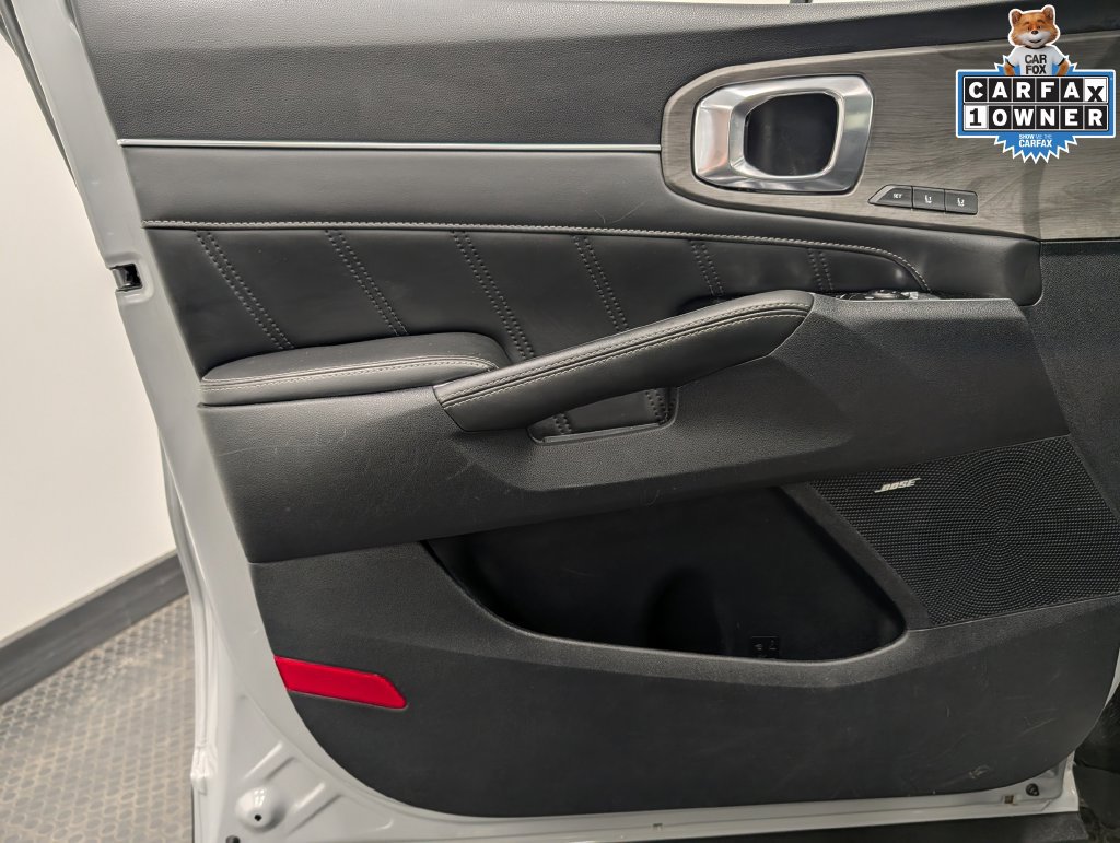 Certified 2024 Kia Sorento SX Prestige AWD/4WD image 8