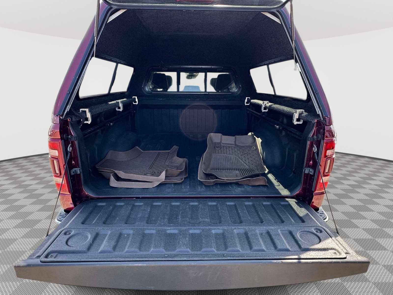 Used 2021 RAM 1500 Laramie w/ Chrome Appearance Group image 28