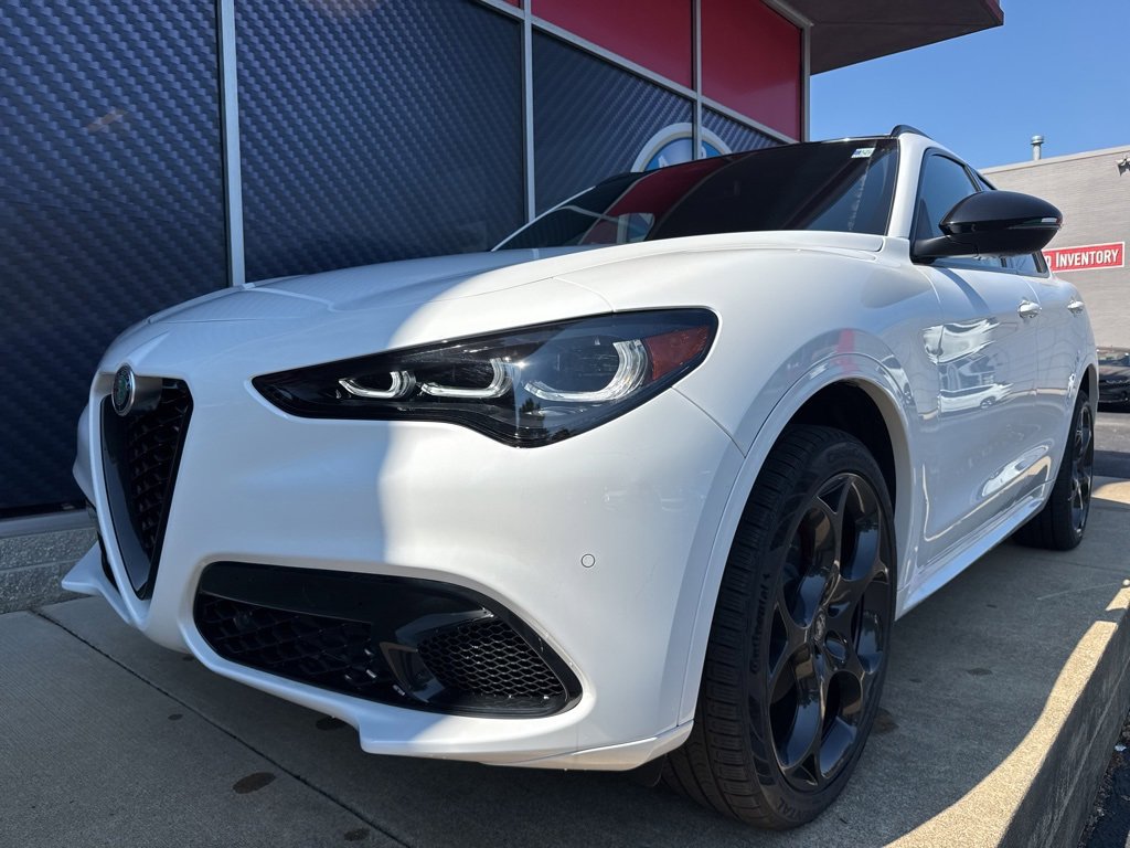 New 2025 Alfa Romeo Stelvio Tributo Italiano w/ Driving Assist Package image 10