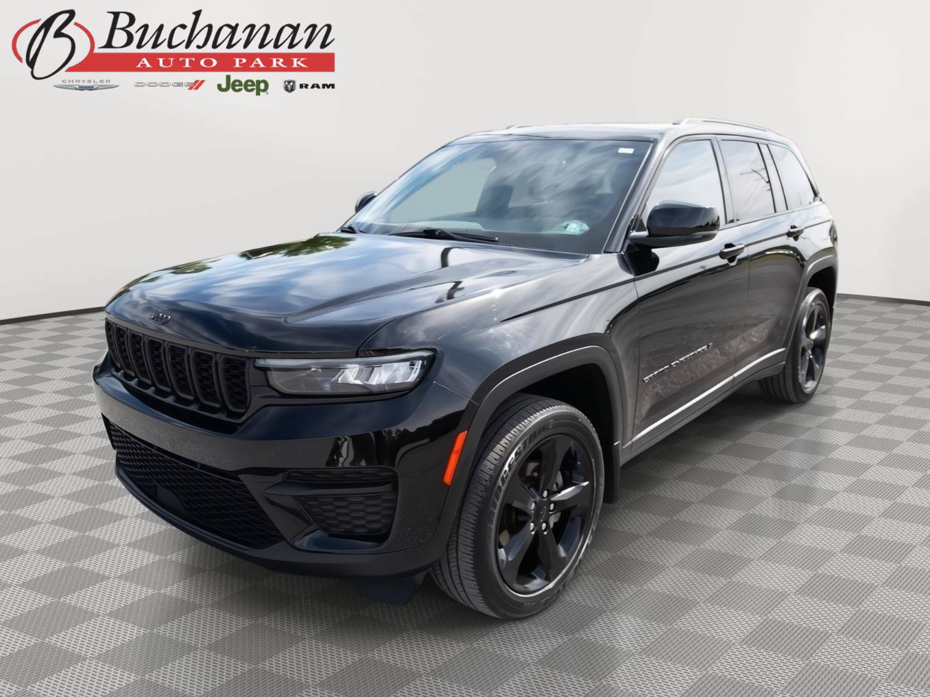 Used 2023 Jeep Grand Cherokee Altitude AWD/4WD video 1
