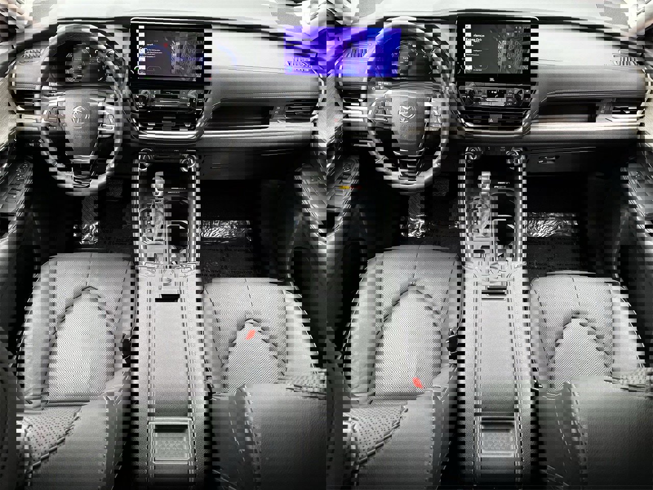 Used 2024 Toyota Grand Highlander AWD Hybrid image 9