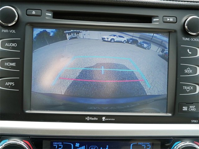 Used 2015 Toyota Highlander XLE image 19