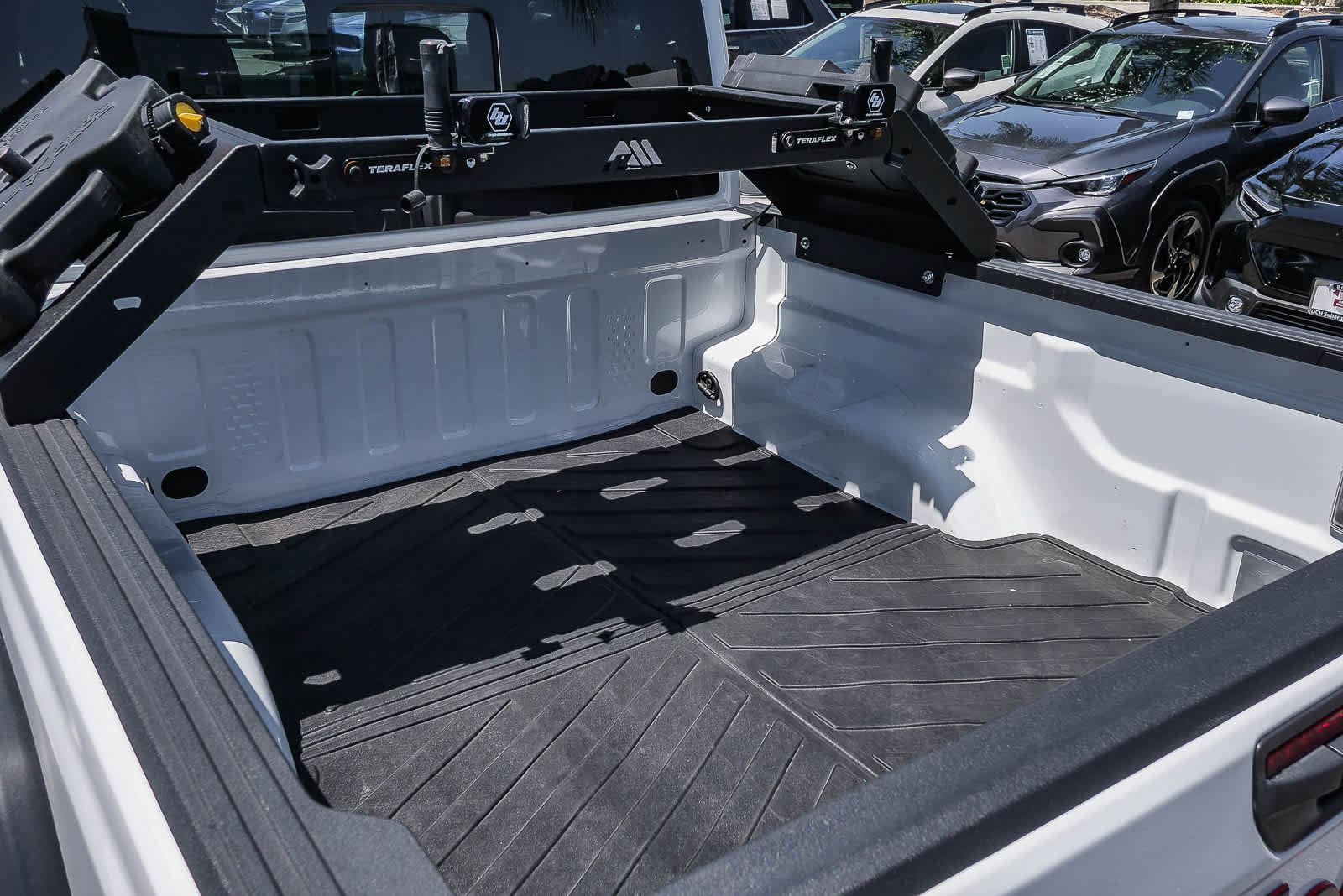 Used 2023 Jeep Gladiator Mojave AWD/4WD image 27