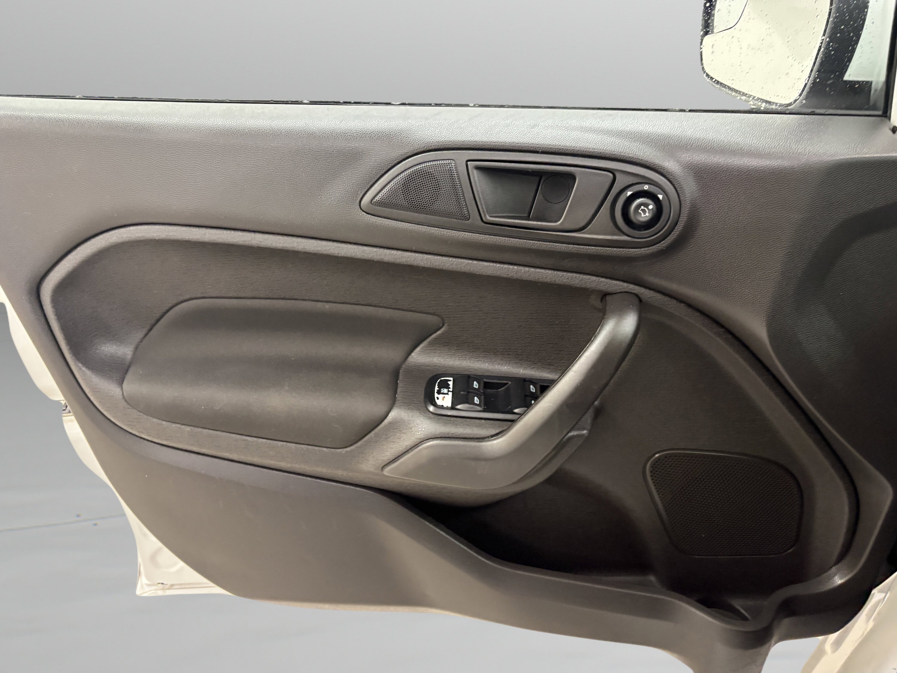 Used 2019 Ford Fiesta SE w/ Equipment Group 201A image 24