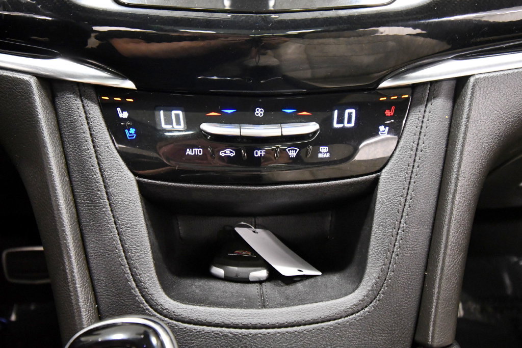 Used 2023 Cadillac XT6 Sport AWD/4WD image 28