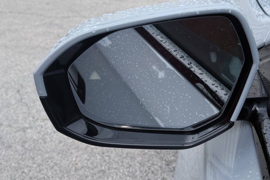 Used 2025 BMW 740i image 21
