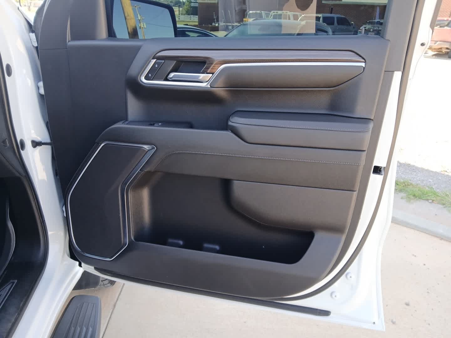 Used 2023 Chevrolet Silverado 1500 LT Trail Boss w/ Protection Package AWD/4WD image 50