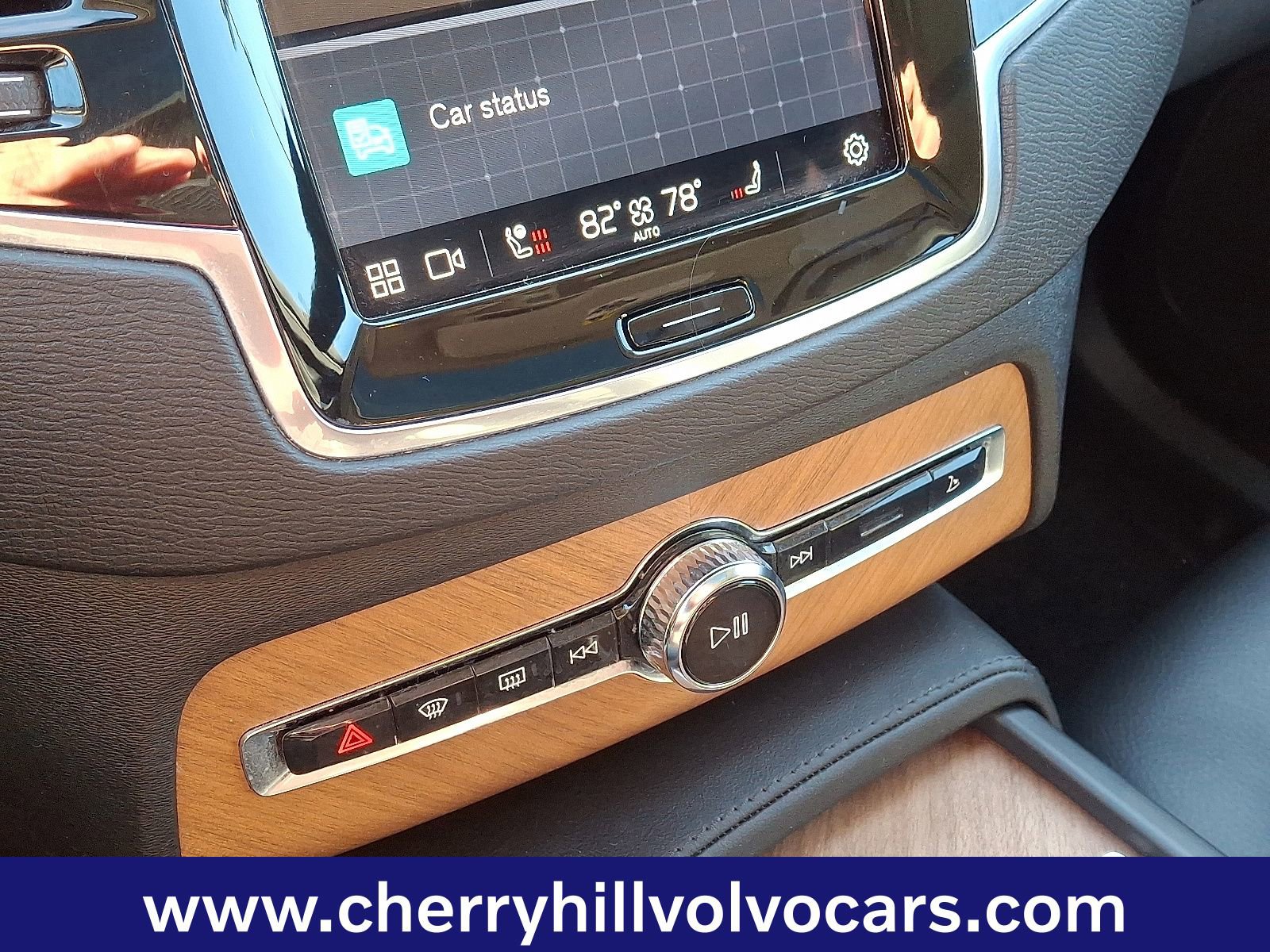 Certified 2023 Volvo XC90 B5 Plus image 17