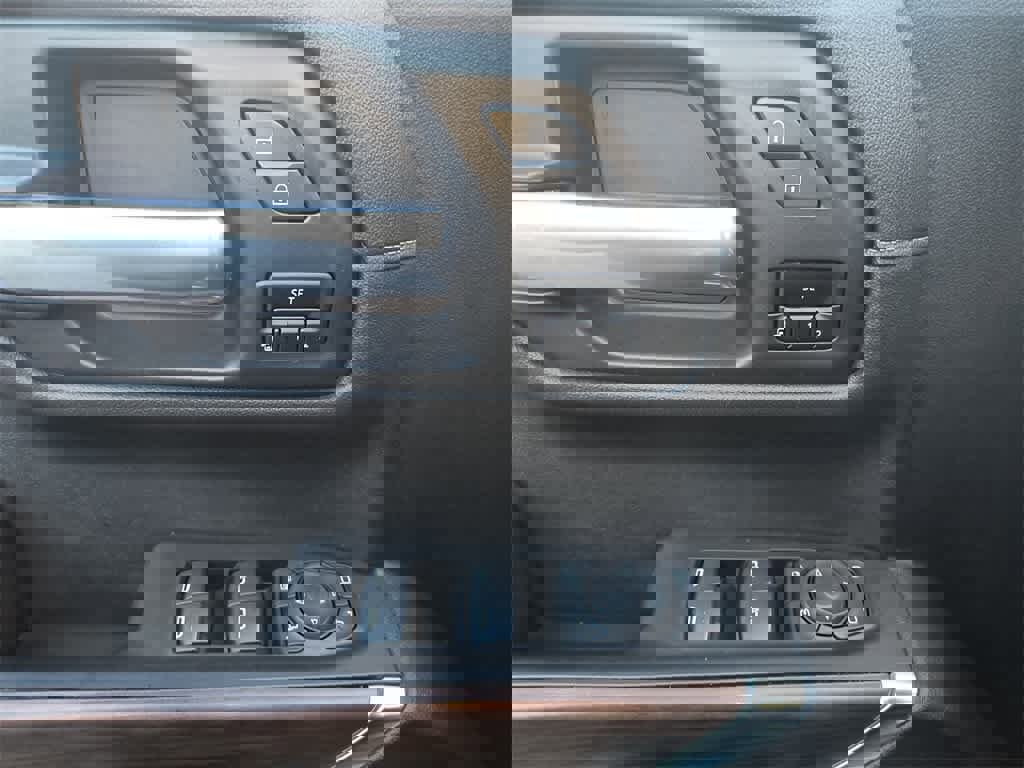 Used 2020 GMC Sierra 1500 SLT image 13