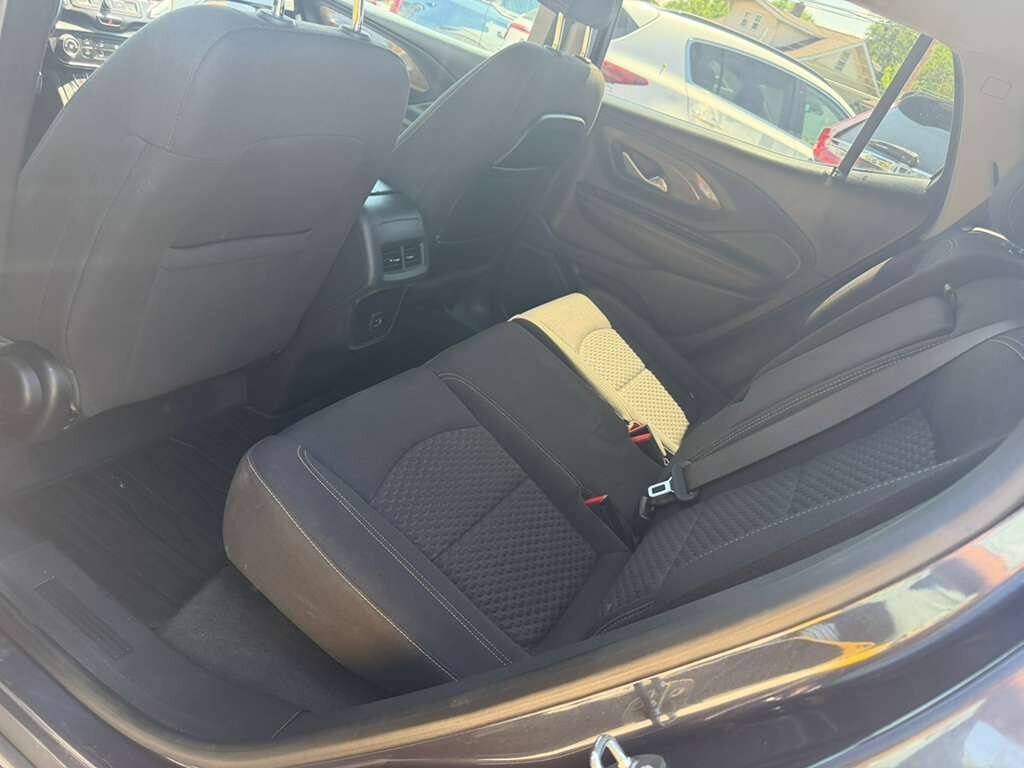 Used 2019 GMC Terrain SLE FWD image 17
