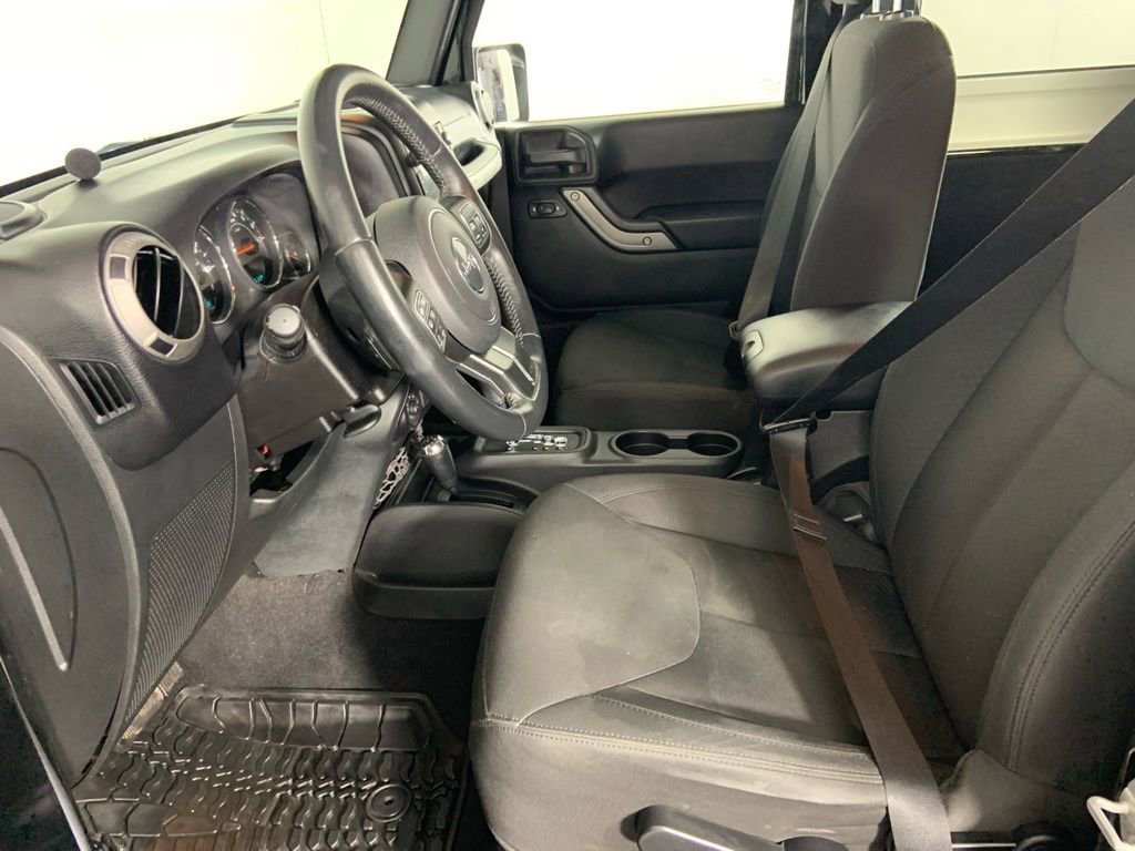 Used 2015 Jeep Wrangler Sport image 16