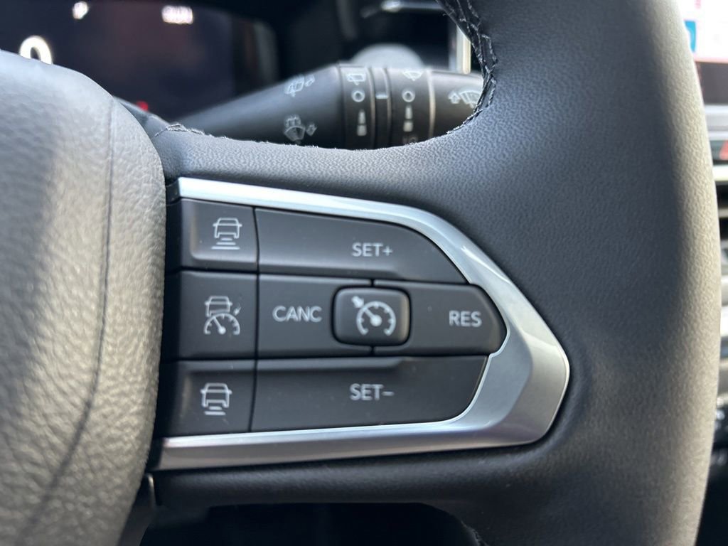 New 2026 Jeep Compass Limited w/ Sun, Sound & Navigation Group AWD/4WD image 23