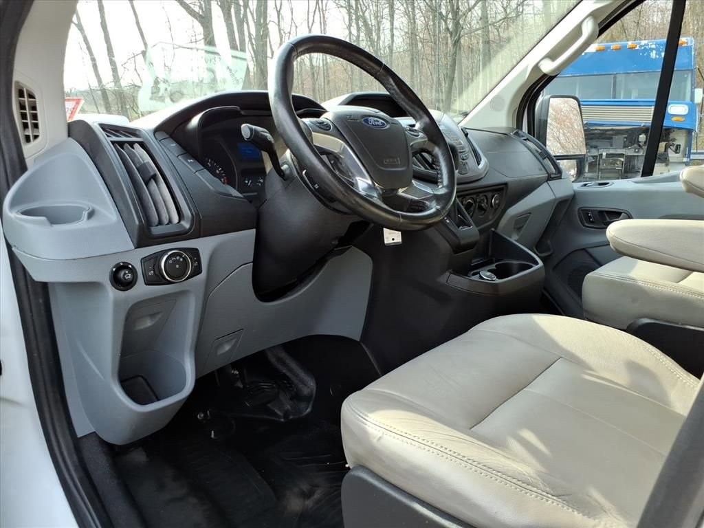 Used 2017 Ford Transit 150 XLT image 14