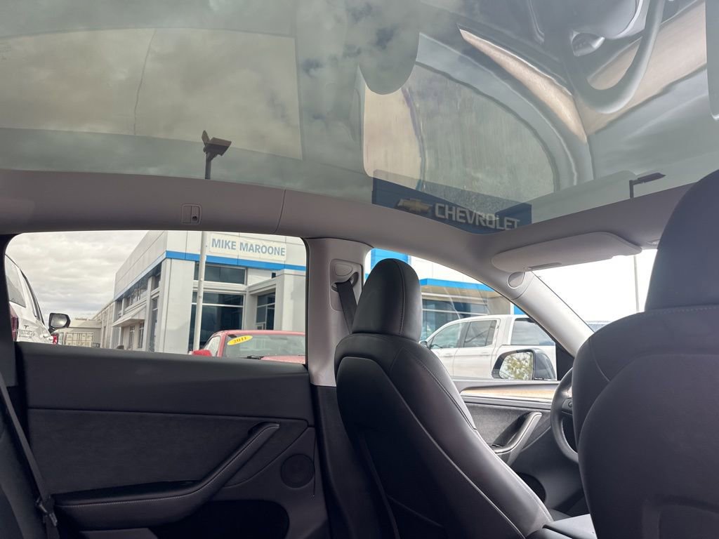 Used 2023 Tesla Model Y Long Range image 23